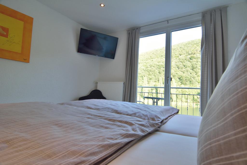 Haus Mosel Apartman Klotten Szoba fotó