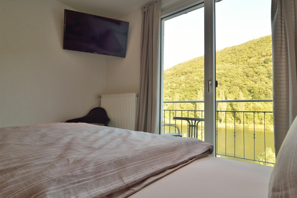 Haus Mosel Apartman Klotten Szoba fotó