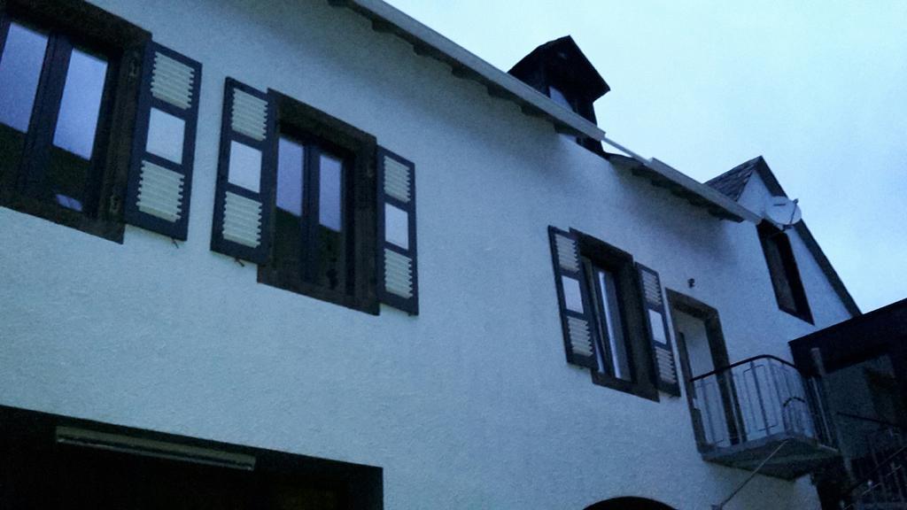 Haus Mosel Apartman Klotten Kültér fotó