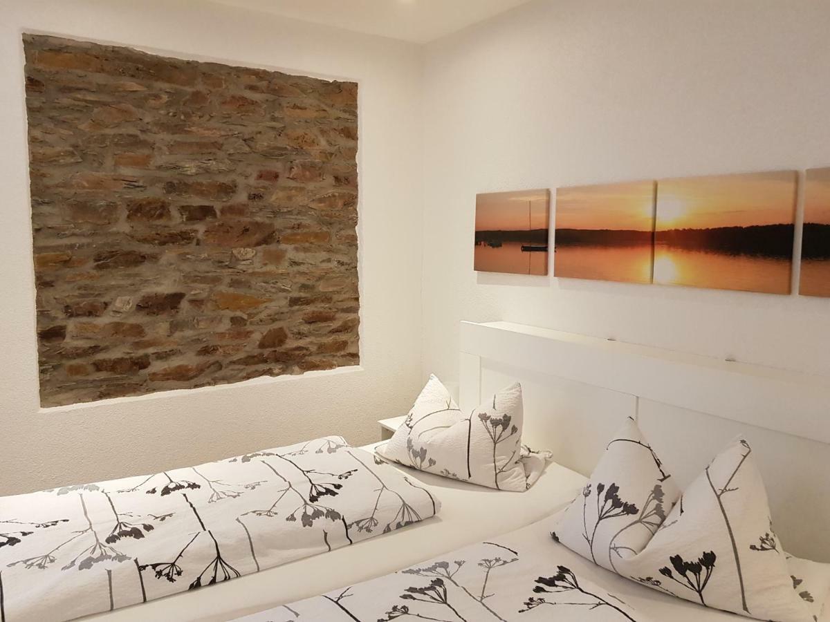 Haus Mosel Apartman Klotten Kültér fotó